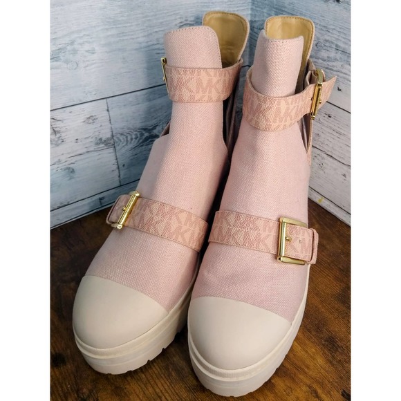 Michael Kors Corey Leather Cutout Ankle boots Size 8 Rare Blush Pink Color! - Picture 1 of 6